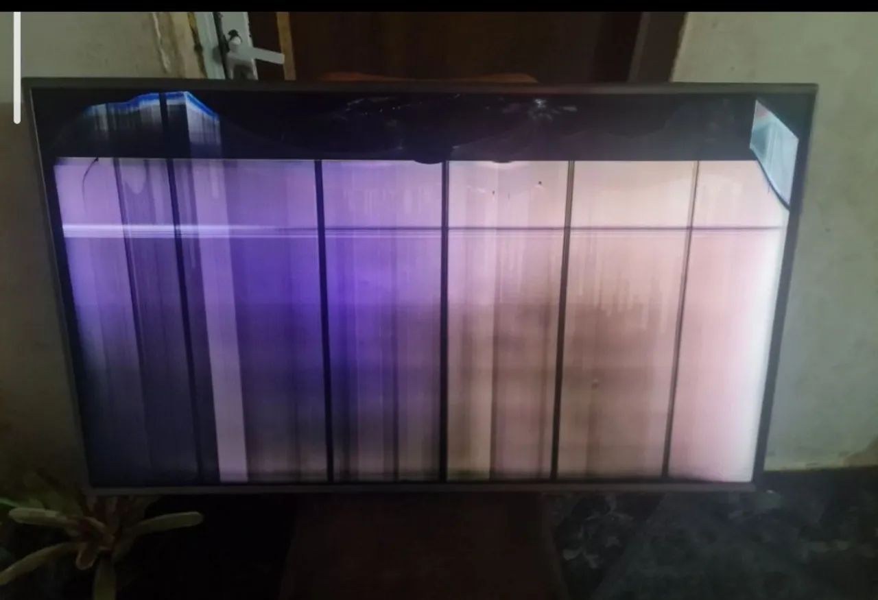 (LEIA O ANÚNCIO) SMARTV LG 50 POLEGADAS PARA CONSERTO OU RETIRAR PEÇAS 