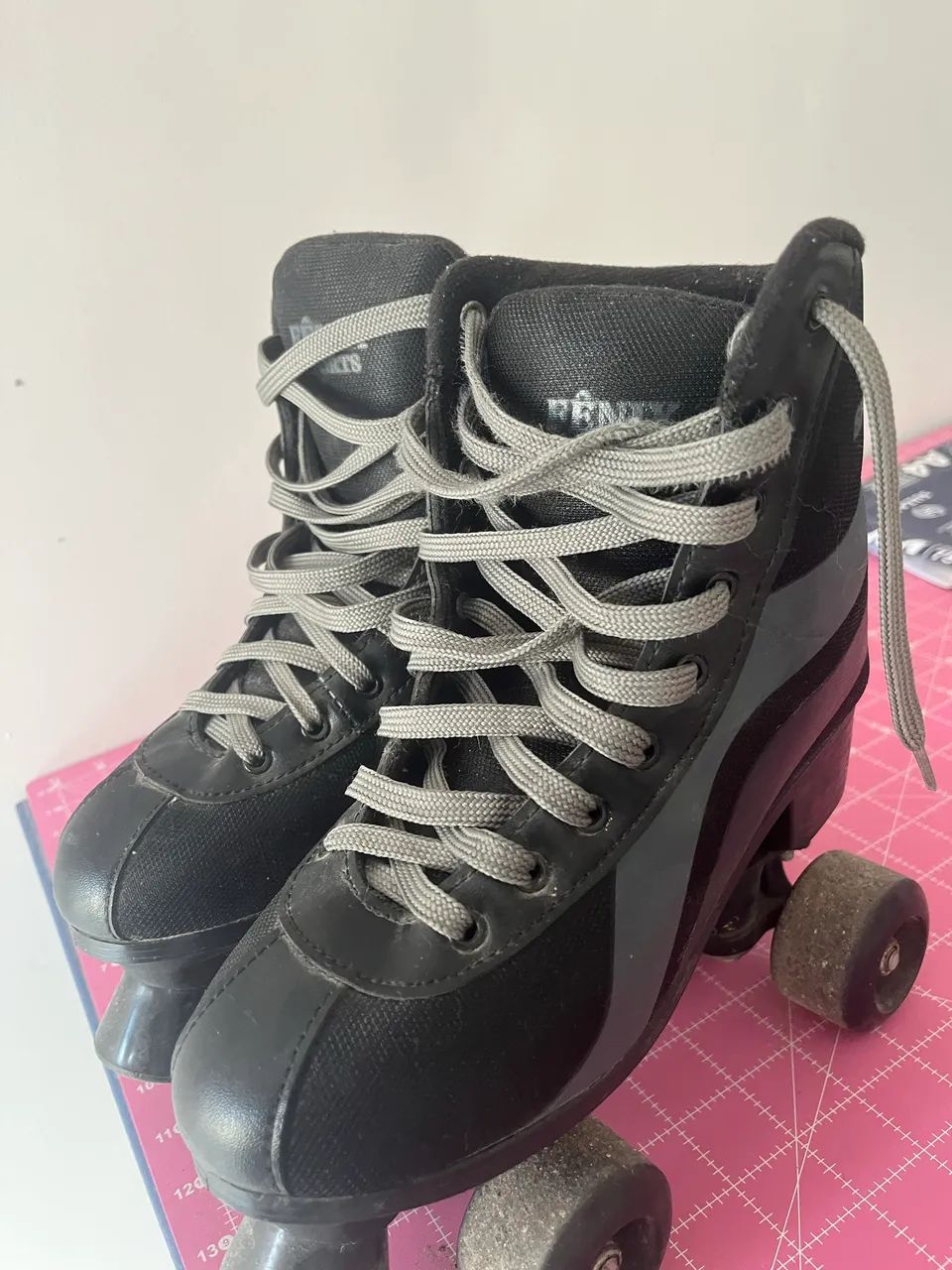 Patins Preto - Em ótimo estado  - Foto 6