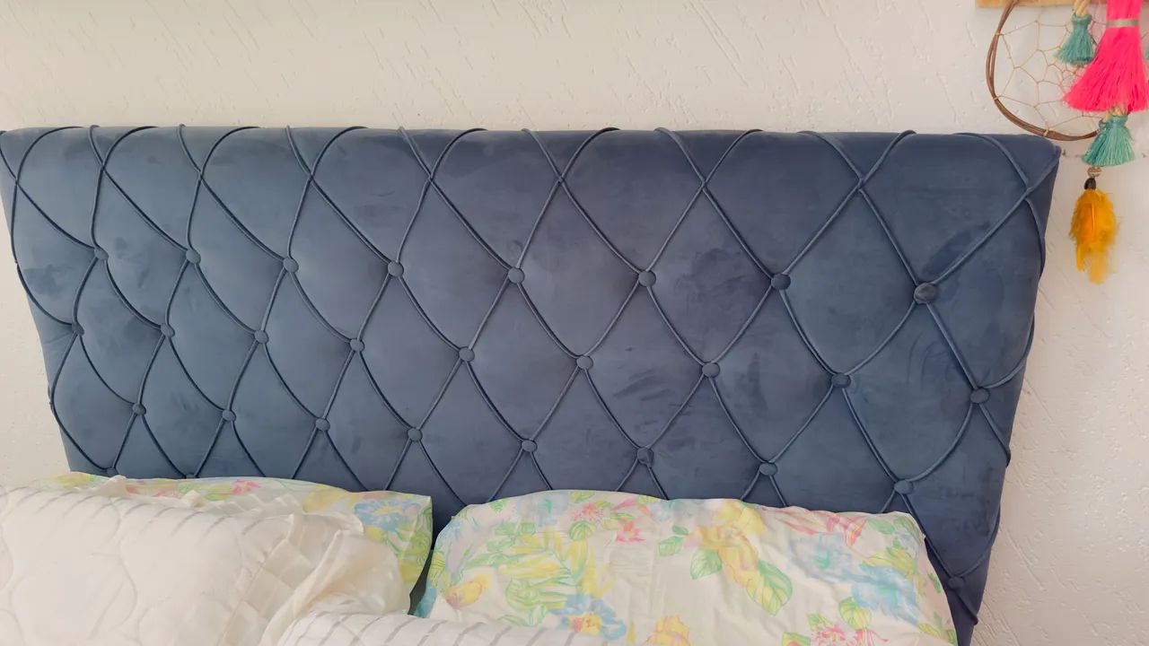 Vende-se cabeceira cama casal 