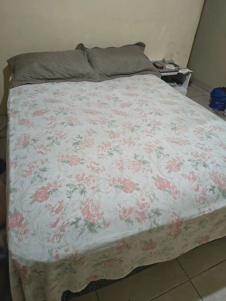Cama de Casal NOVINHA!!! MOLAS ENSACADAS
