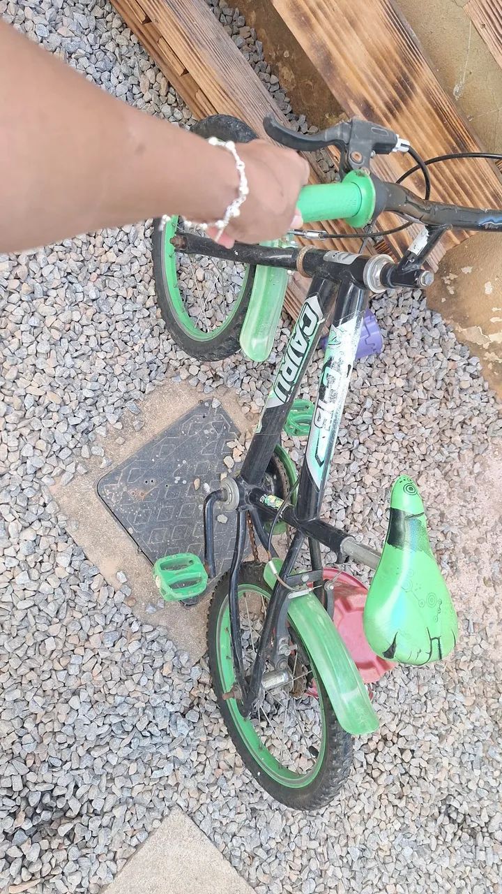 Bicicleta  aro 16 