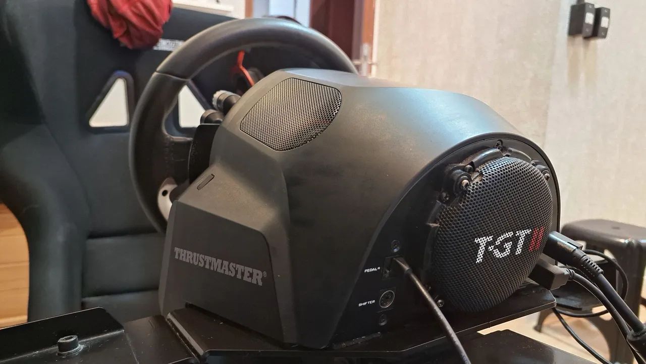 Volante Thrustmaster TGT 2 - Simulador Corrida - Foto 2