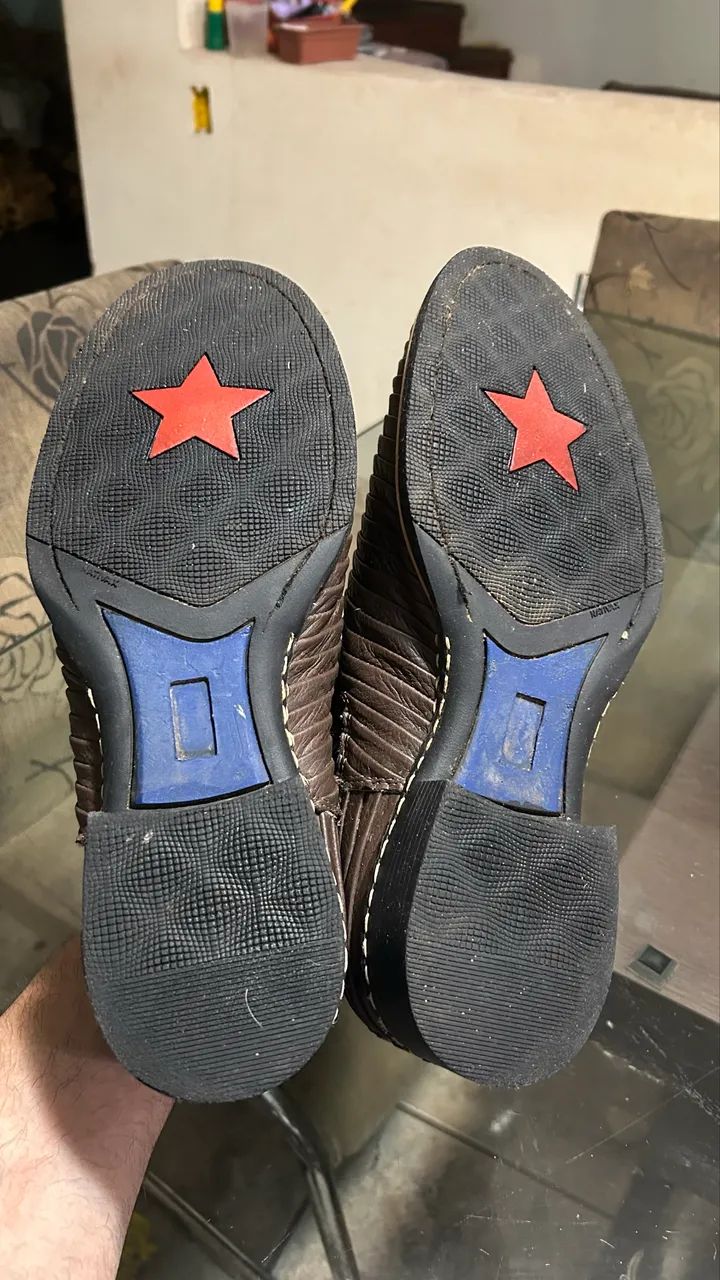 Bota em couro tamanho 48 - Foto 4