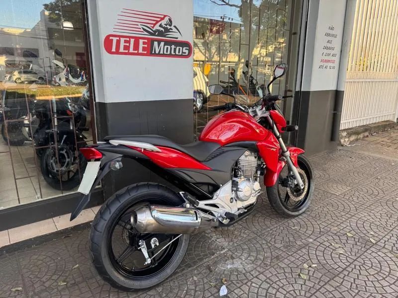 HONDA CB 300R 2010 - Foto 5