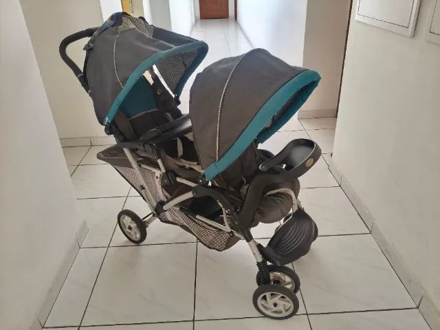 Carrinho de bebê para gêmeos - Foto 4