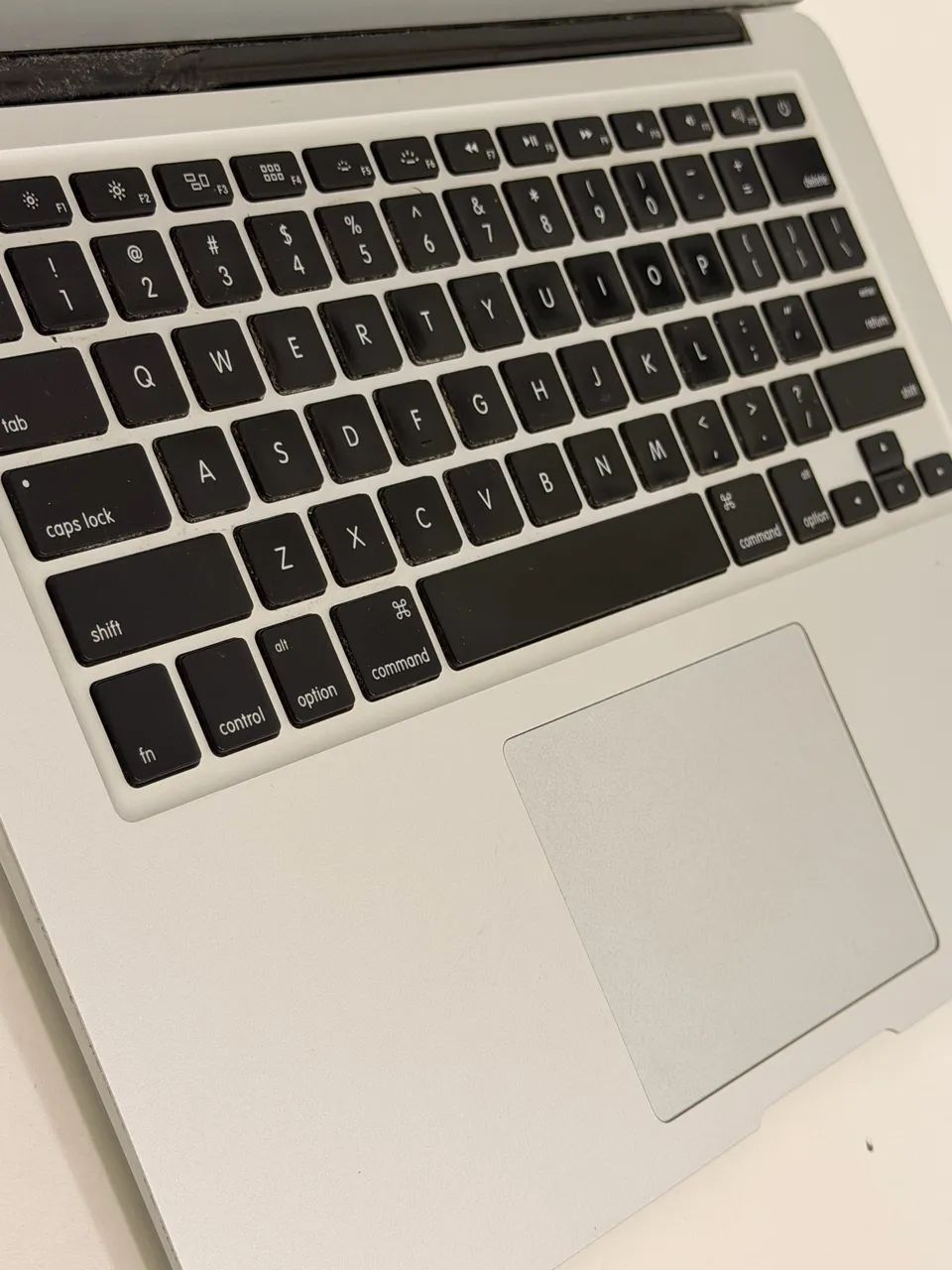Note MacBook Air 14 pol Core I5 4GB  - Foto 3
