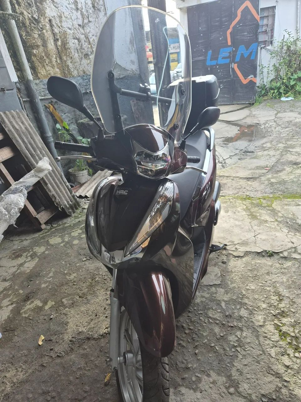 SH 300 impecavel