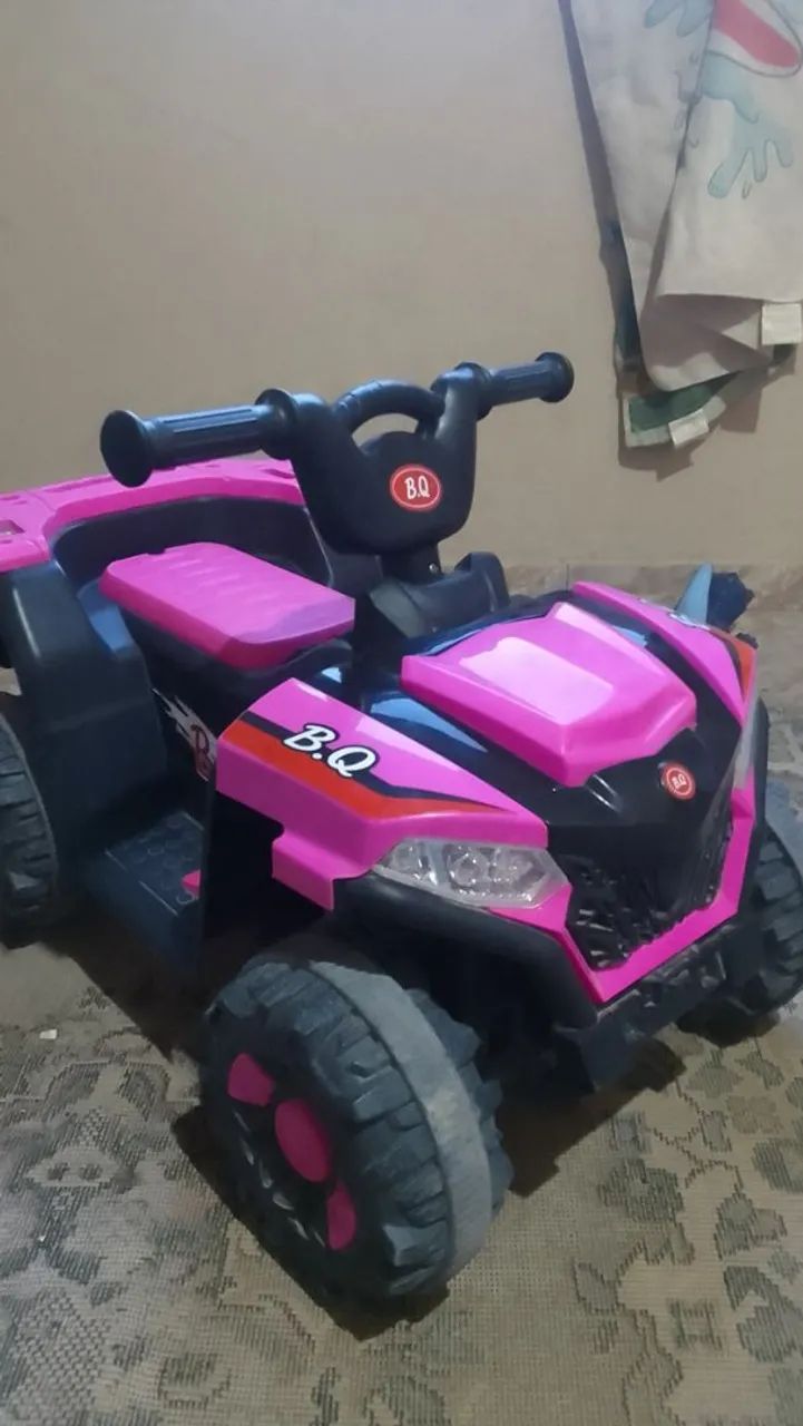 Quadriciclo elétrico 