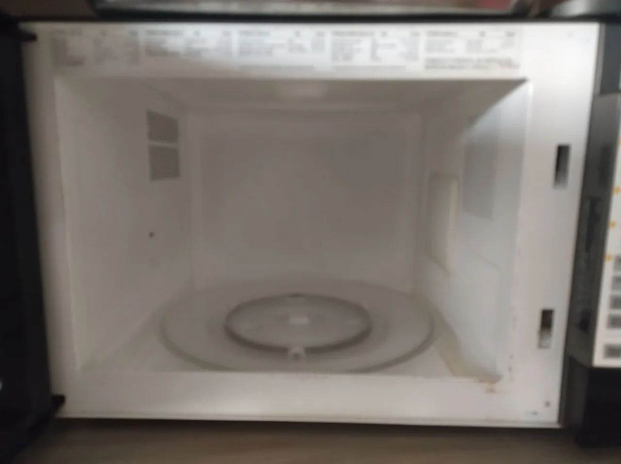 Microondas semi novo em bom estado e funcionando perfeitamente - Foto 6