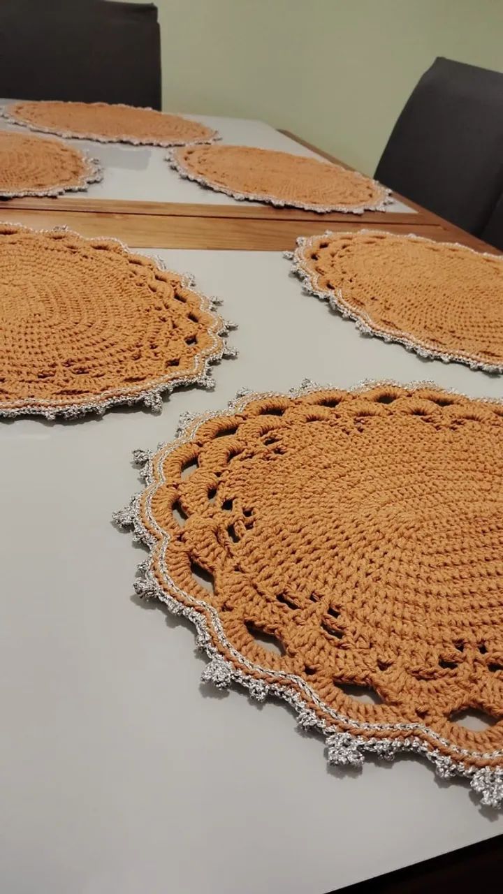 Sousplat Marrom de Crochê - Foto 4