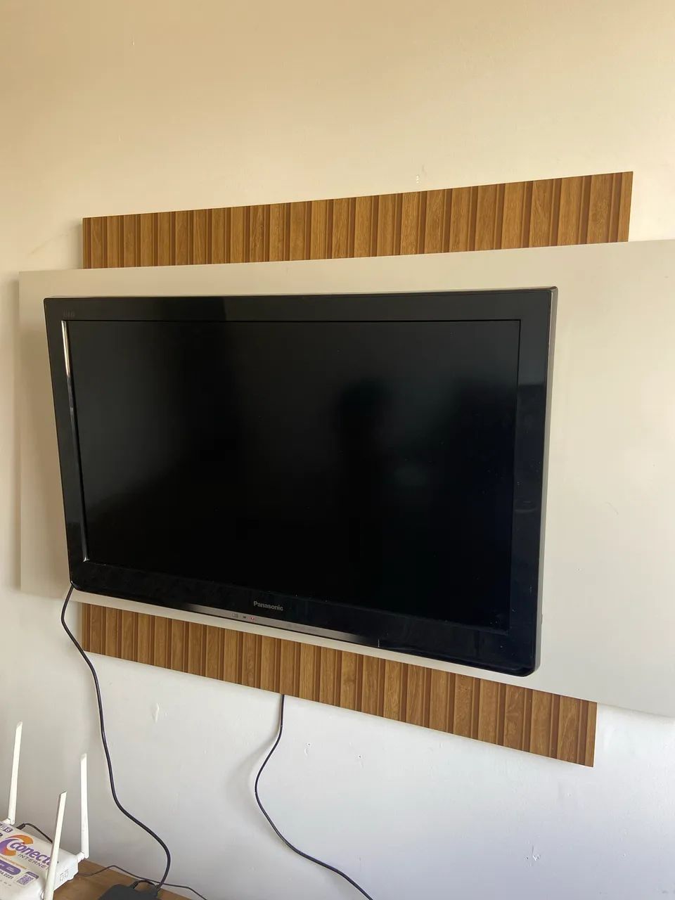 TV 32 polegadas Panasonic  - Foto 2