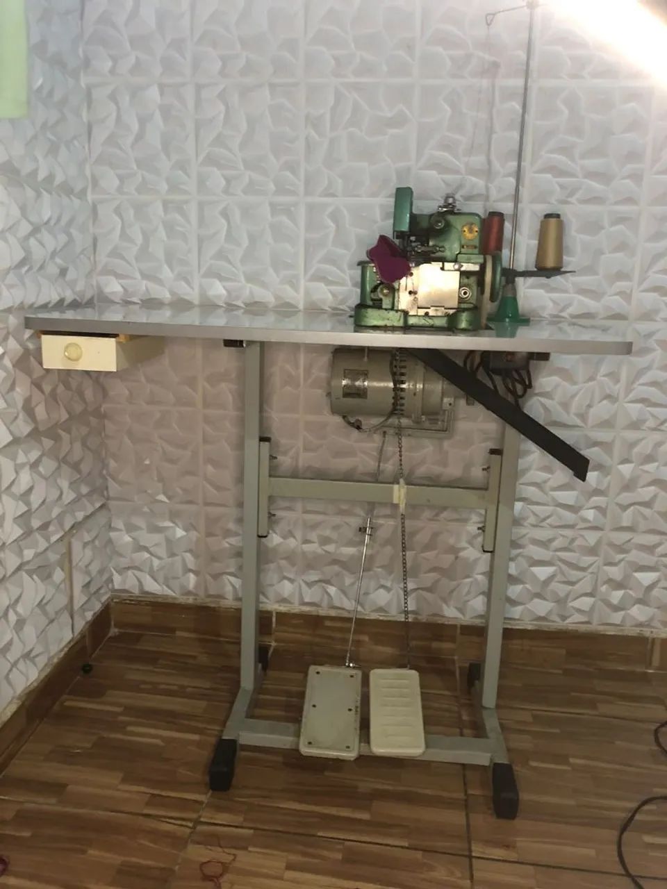 Maquina de costura Overloque  - Foto 4