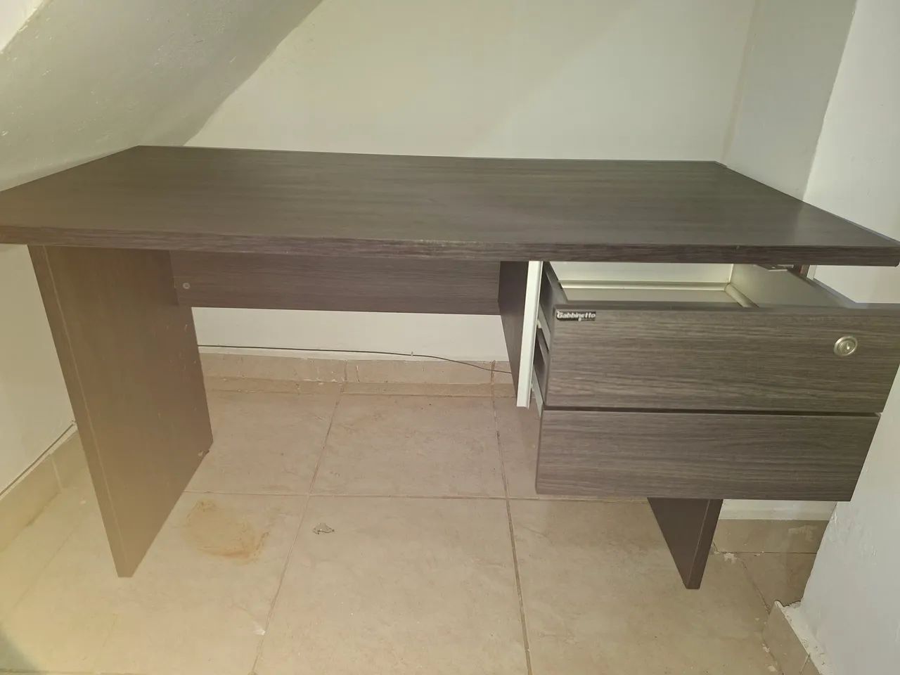 Escrivaninha de Escritório 1,20 m com 2 gavetas - Foto 3