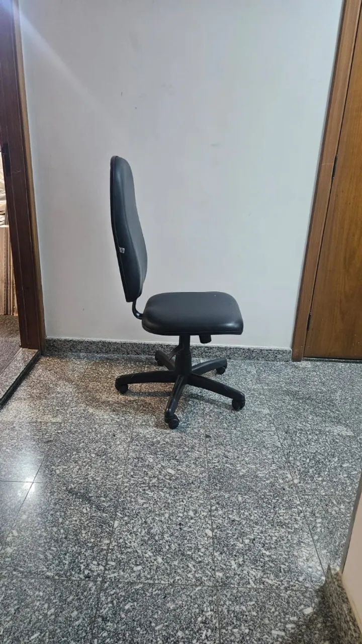 Cadeira de escritório - Foto 2