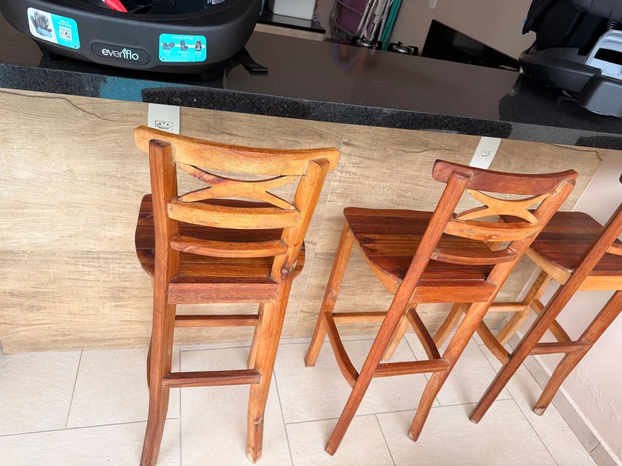 Banquetas de madeira para área gourmet  - Foto 2