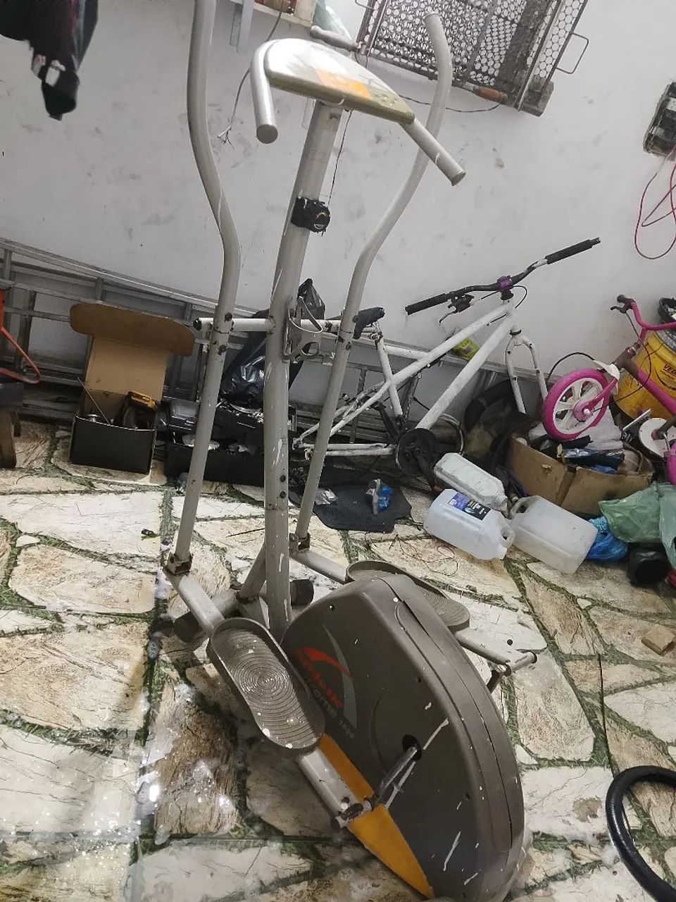 Academia  - Foto 2