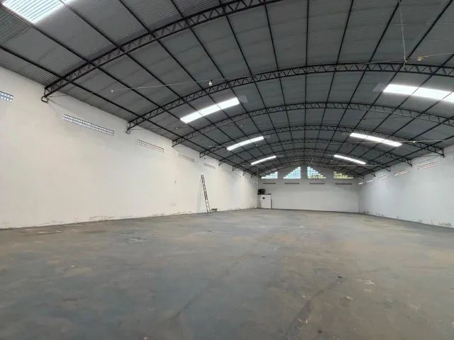GALPÃO COMERCIAL COM 1400M² - Foto 3