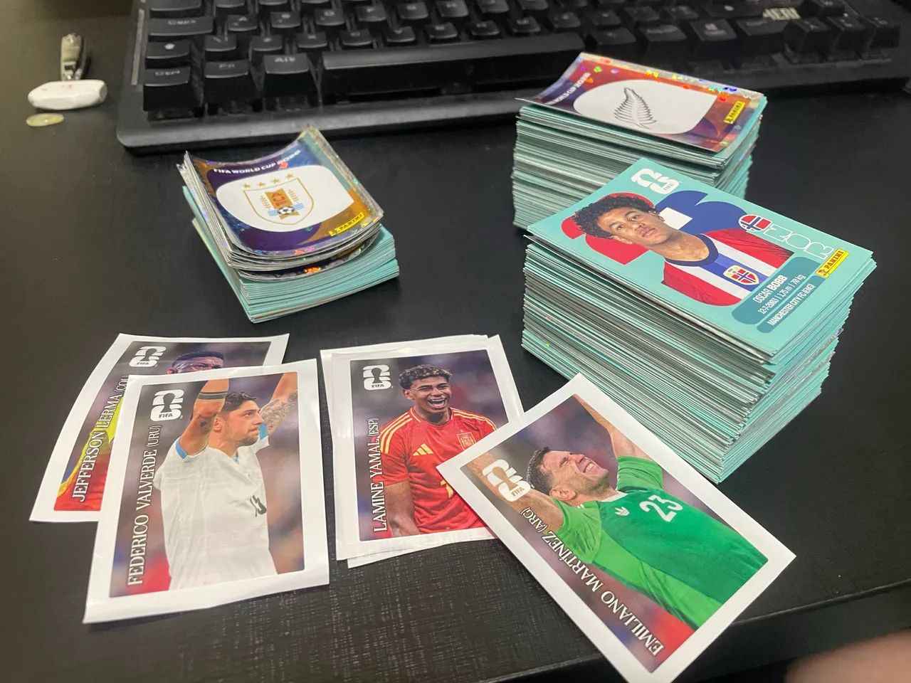 Kit completo figurinhas para colar copa 2026 - Foto 2