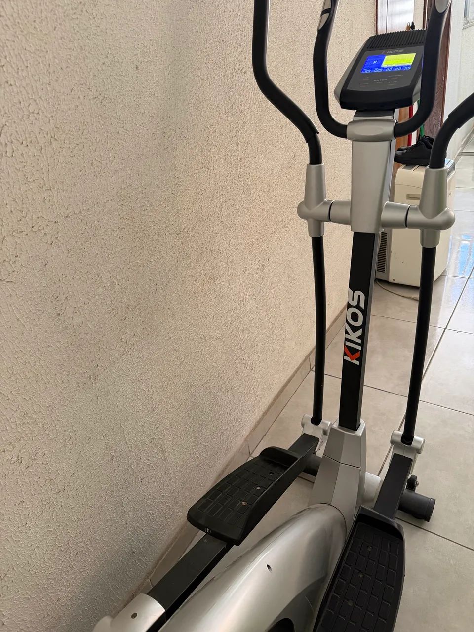 Elíptico KiKos 9200 - Foto 2