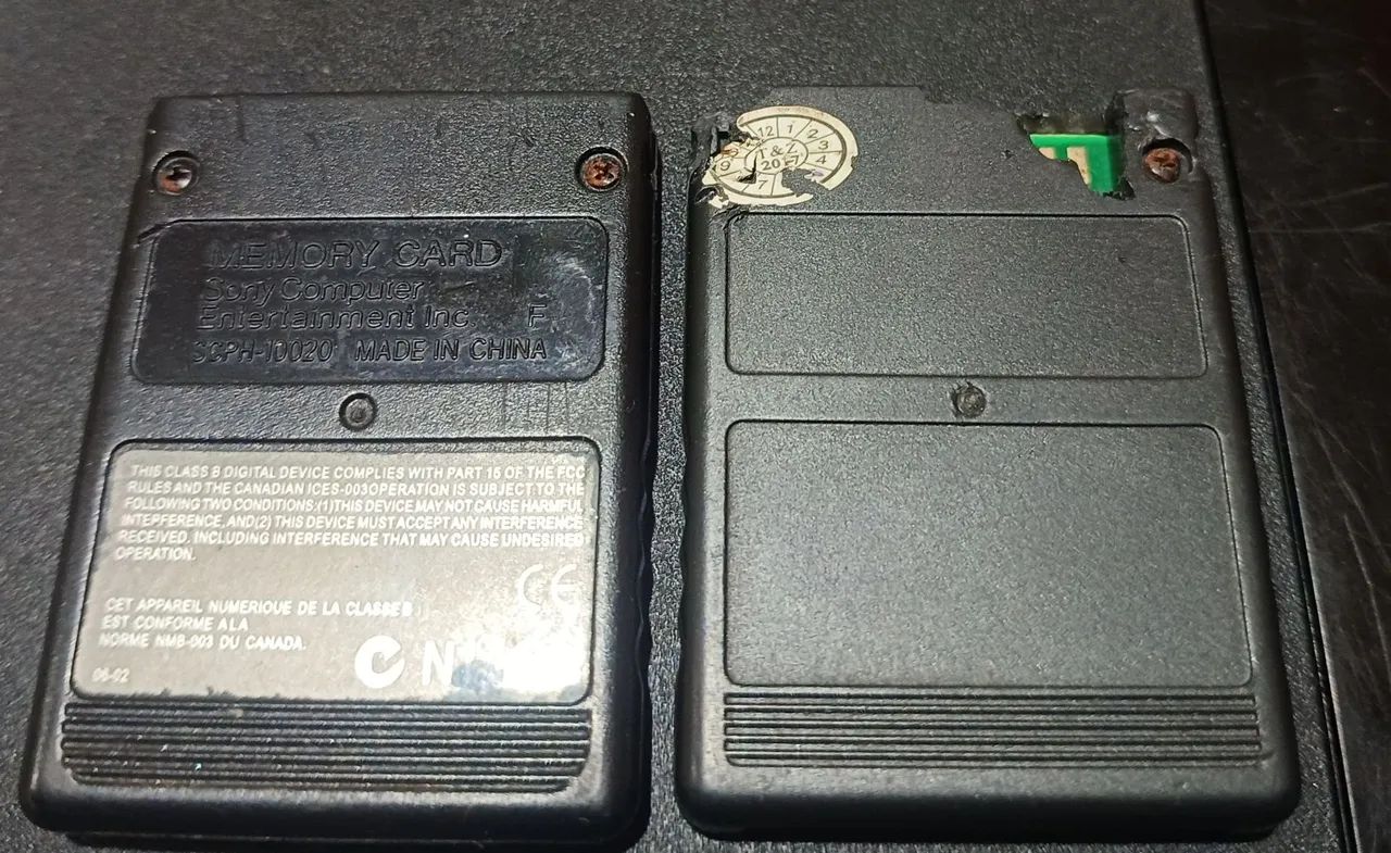 Par de Memory Card Playstation 2 - Foto 2