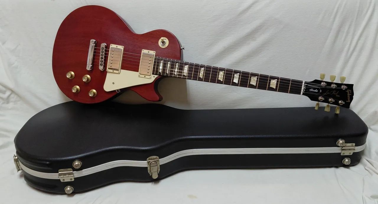 Guitarra Gibson Les Paul Studio Cherry Faded 
