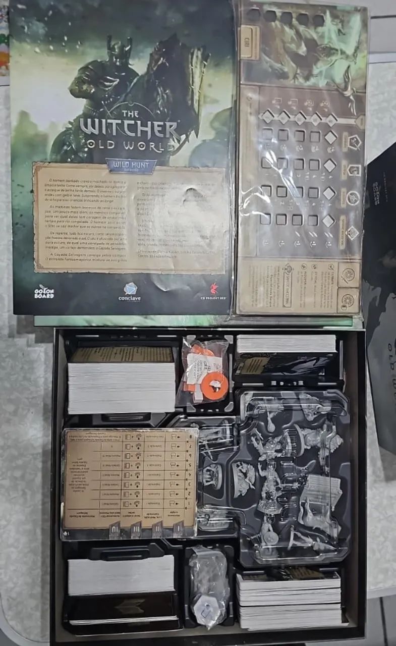 The Witcher Old World - Edição com miniaturas + Kickstarter - Foto 2