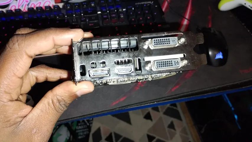 GTX 670 2Gb (USADA) - Foto 4