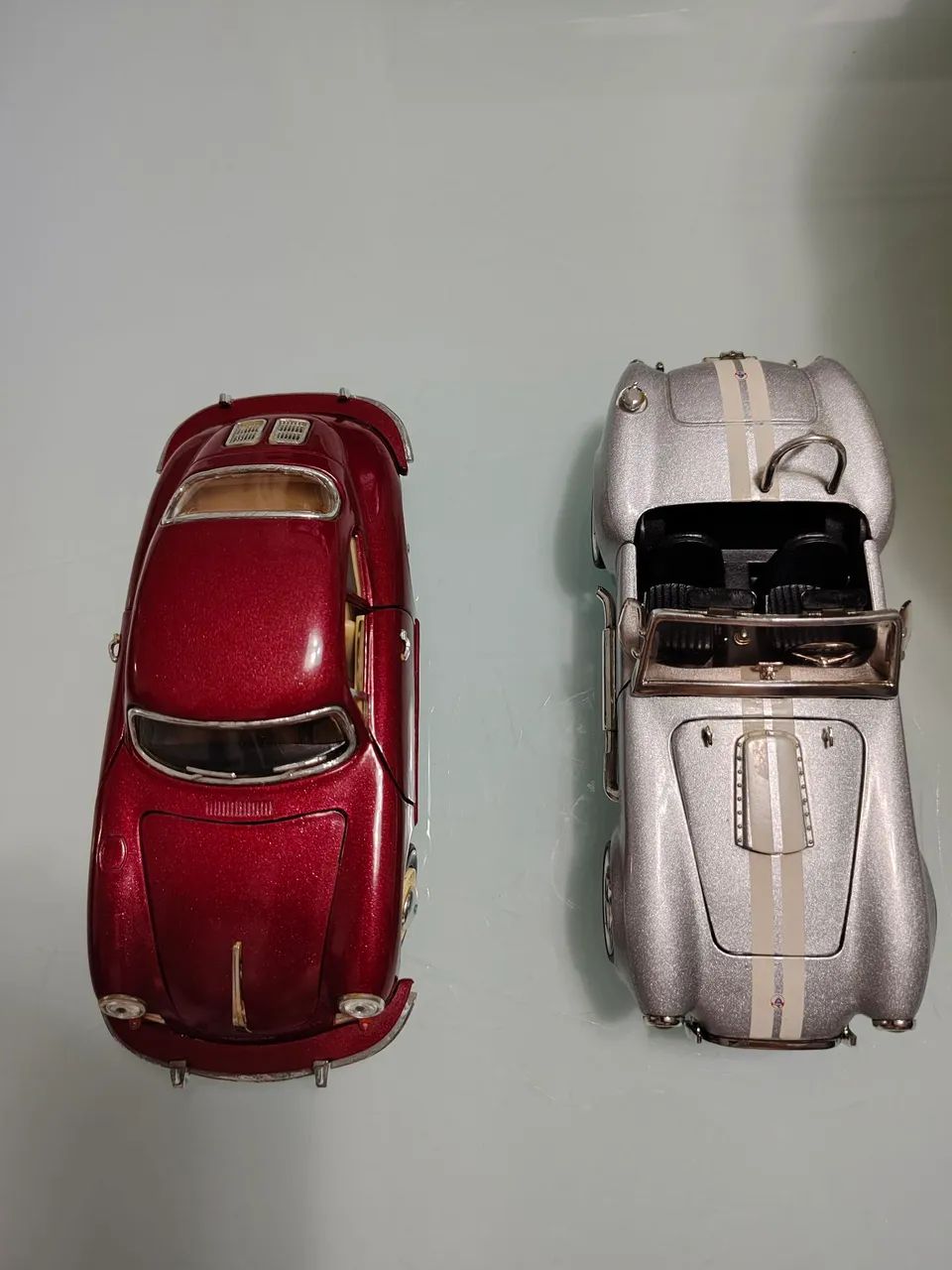 2 miniaturas clássicas.Escala 1:24  - Foto 3