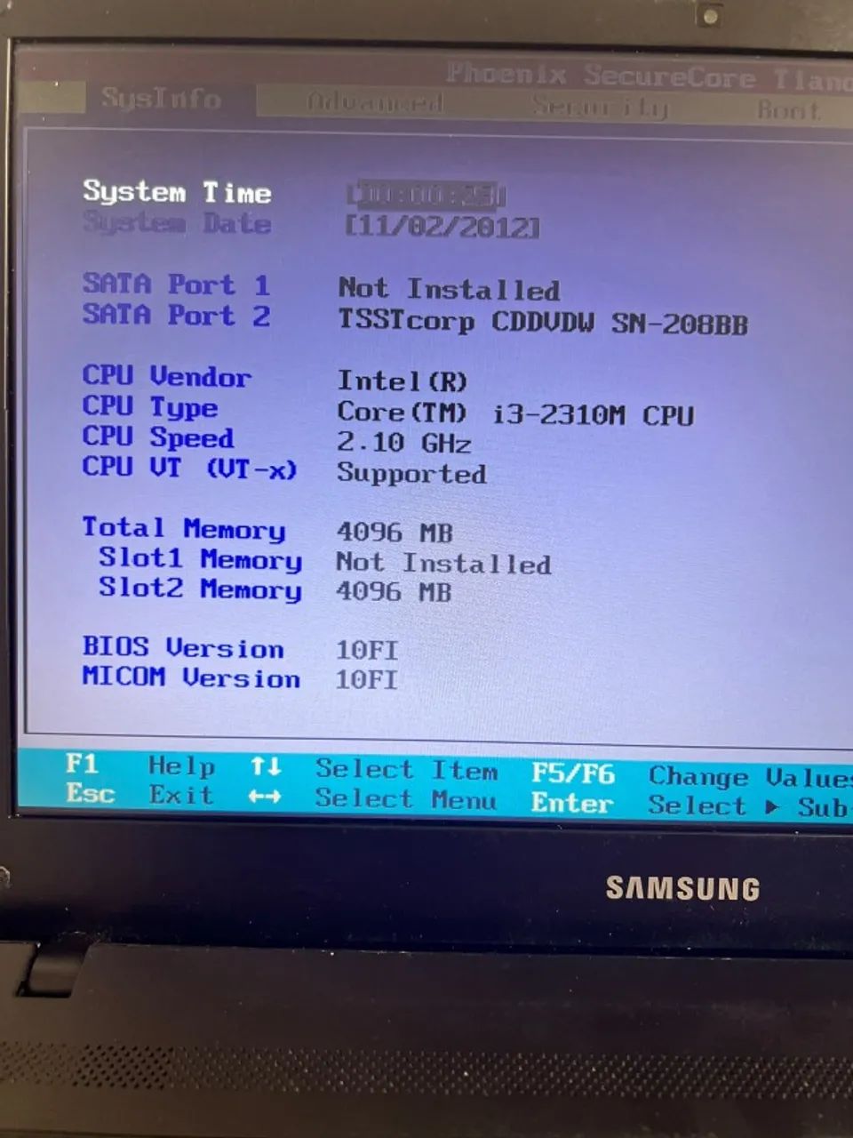 Notebook Samsung Core i3 - 4GB RAM - Bateria funcional - Foto 2