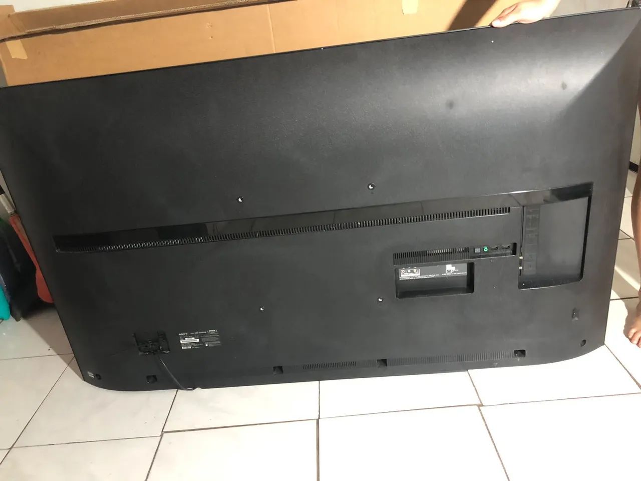 Tv Sony 65 polegadas com defeito não sei o que é - Foto 2