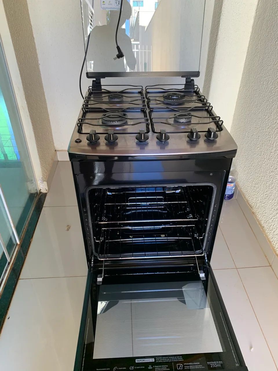 Fogão Eletrolux 4 bocas usado 2 vezes - Foto 4
