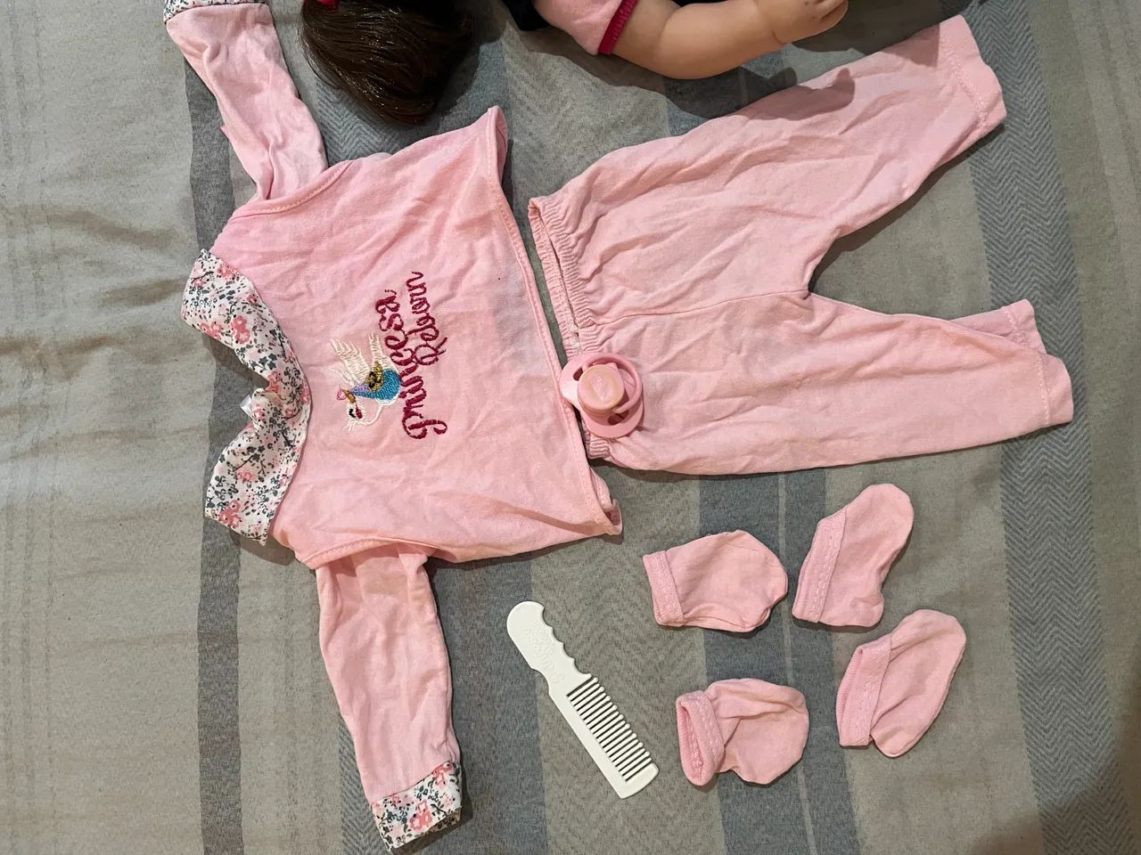 Boneca Bebê Estilo Newborn  - Foto 2