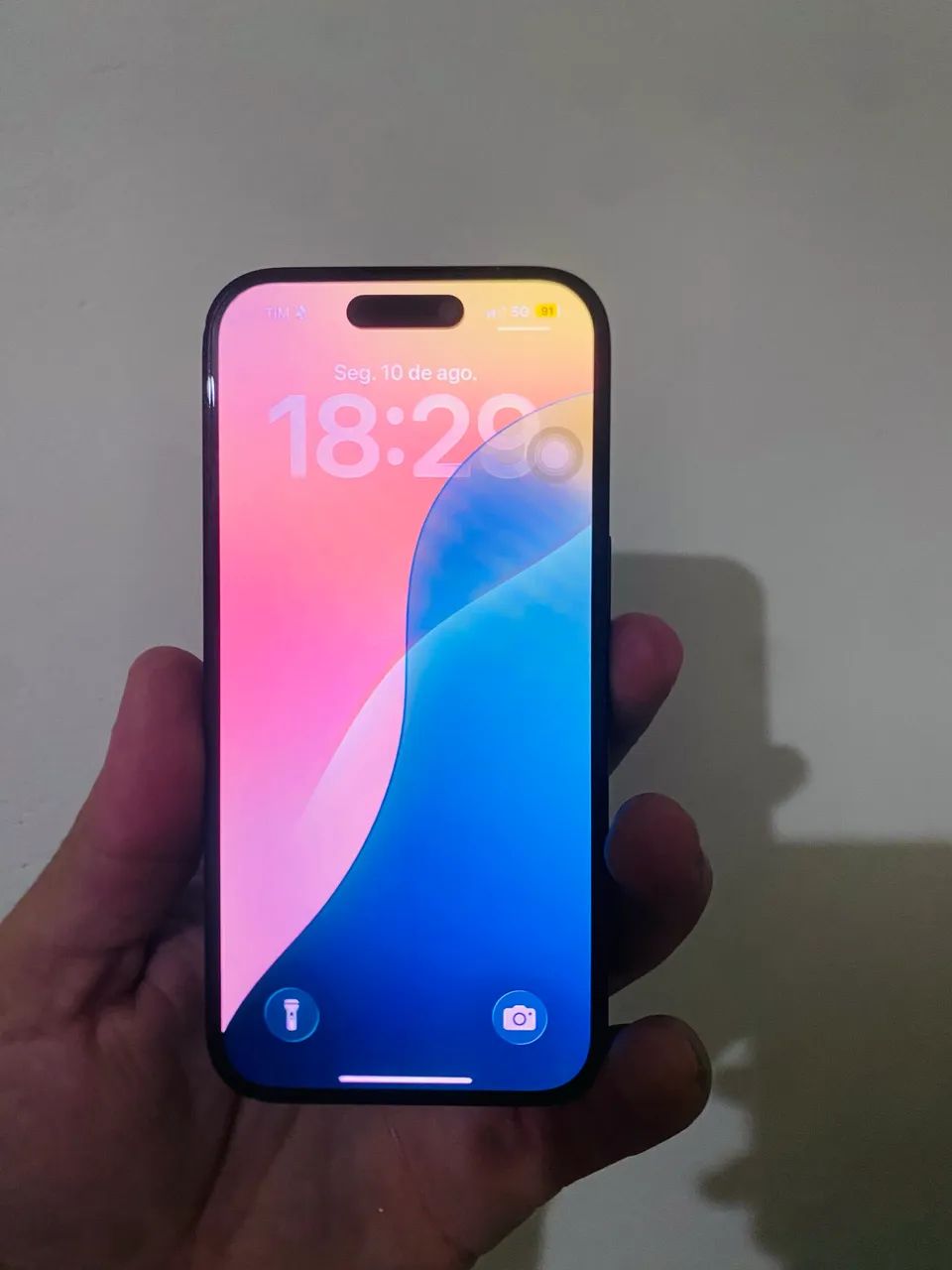 iPhone 16