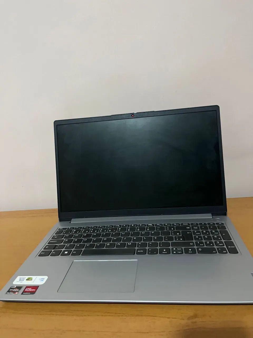 Notebook Lenovo Ryzen 5 7520U - Foto 2