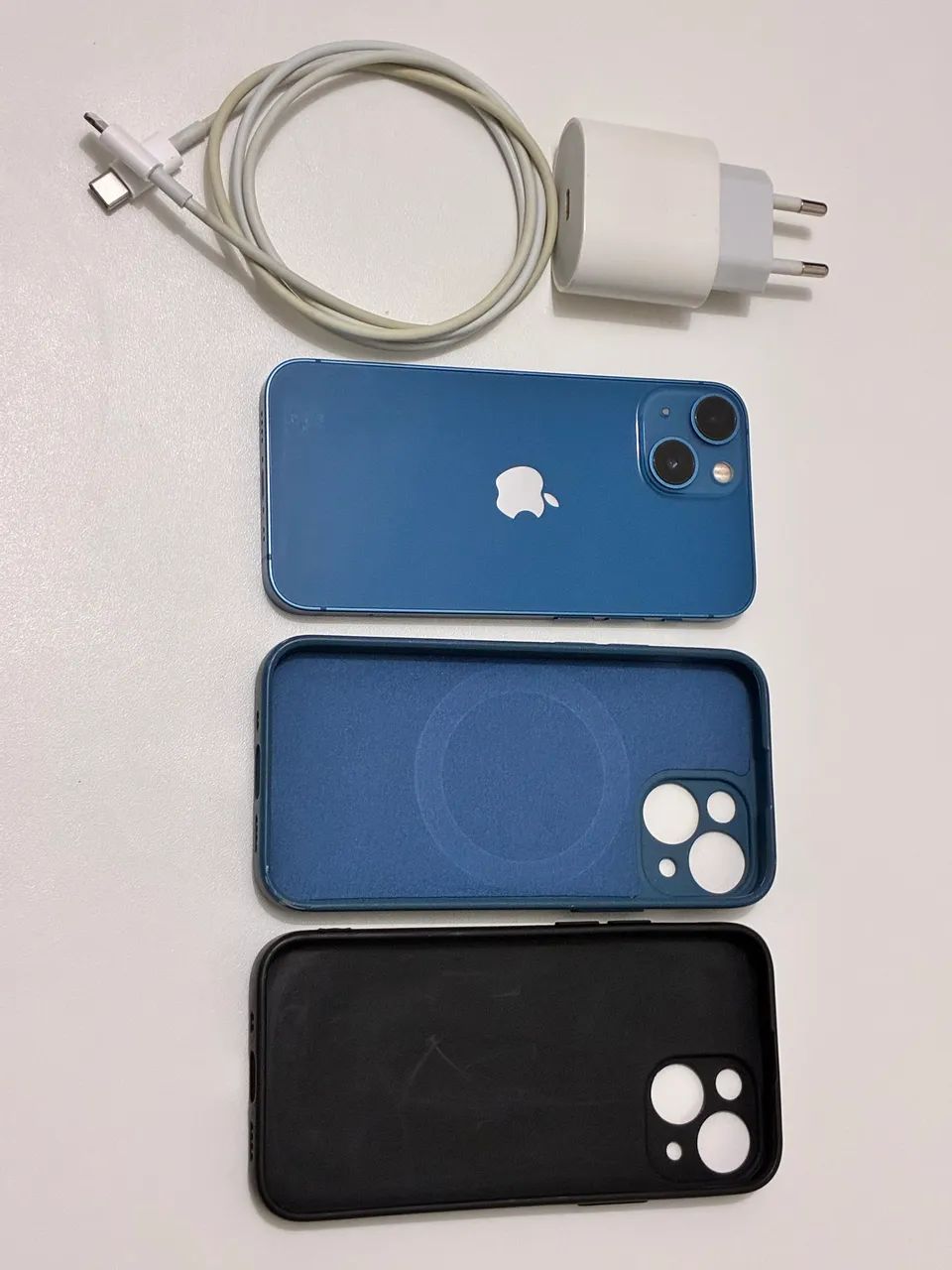 iPhone 13 mini 256GB azul em excelente estado