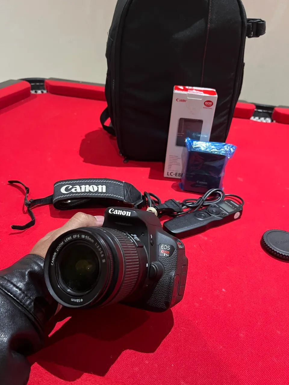 Câmera cânon T5i com touch e tela articulada, acompanha lente, bolsa e acessórios!!  - Foto 6