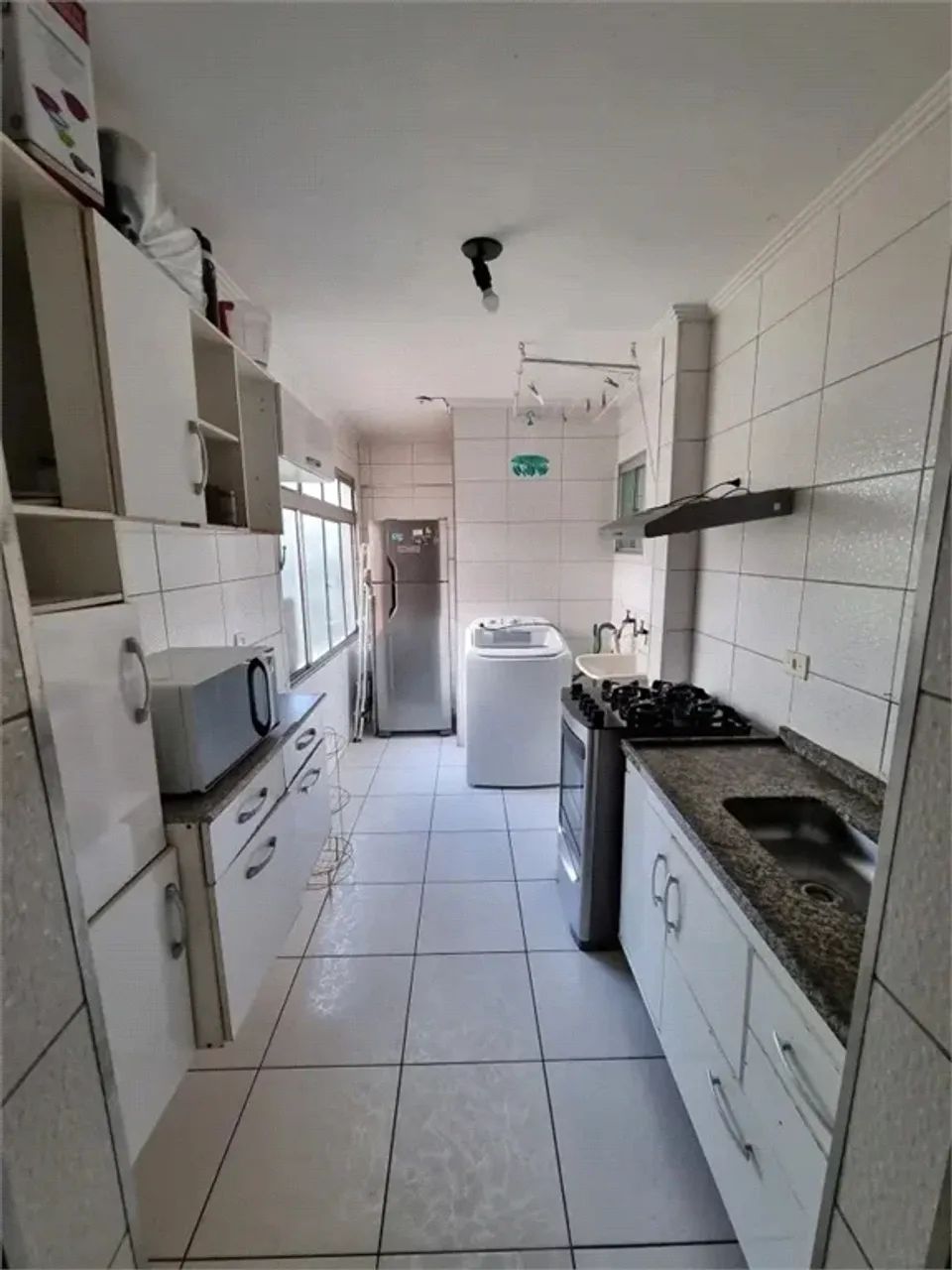 Apartamento amplo em frente ao portão 03 da USP  Oportunidade única