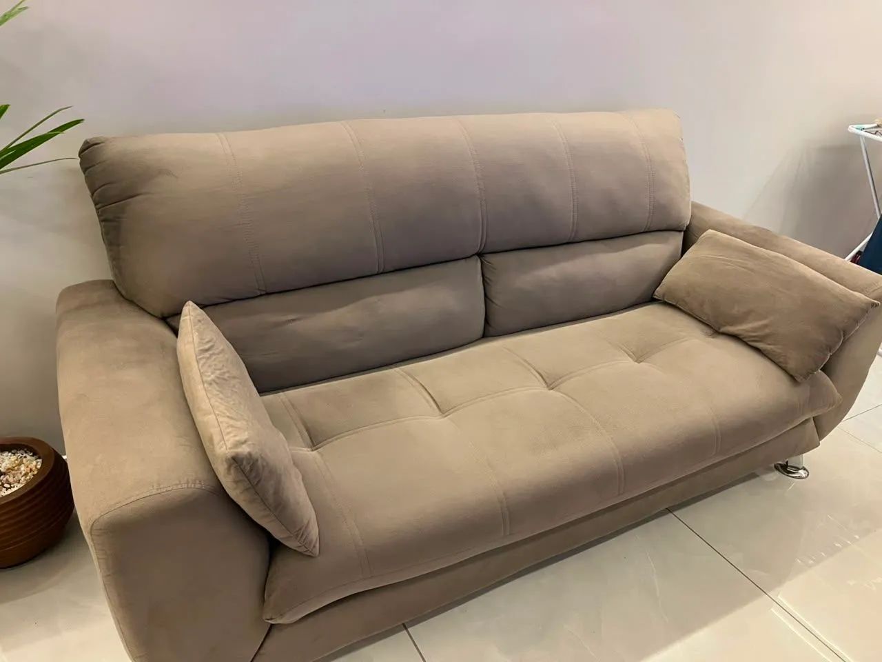 Sofá 3 lugares - Foto 2