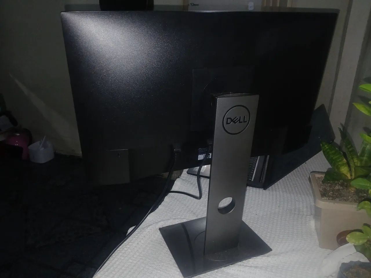 Monitor Dell Profissional P2319h  - Foto 3