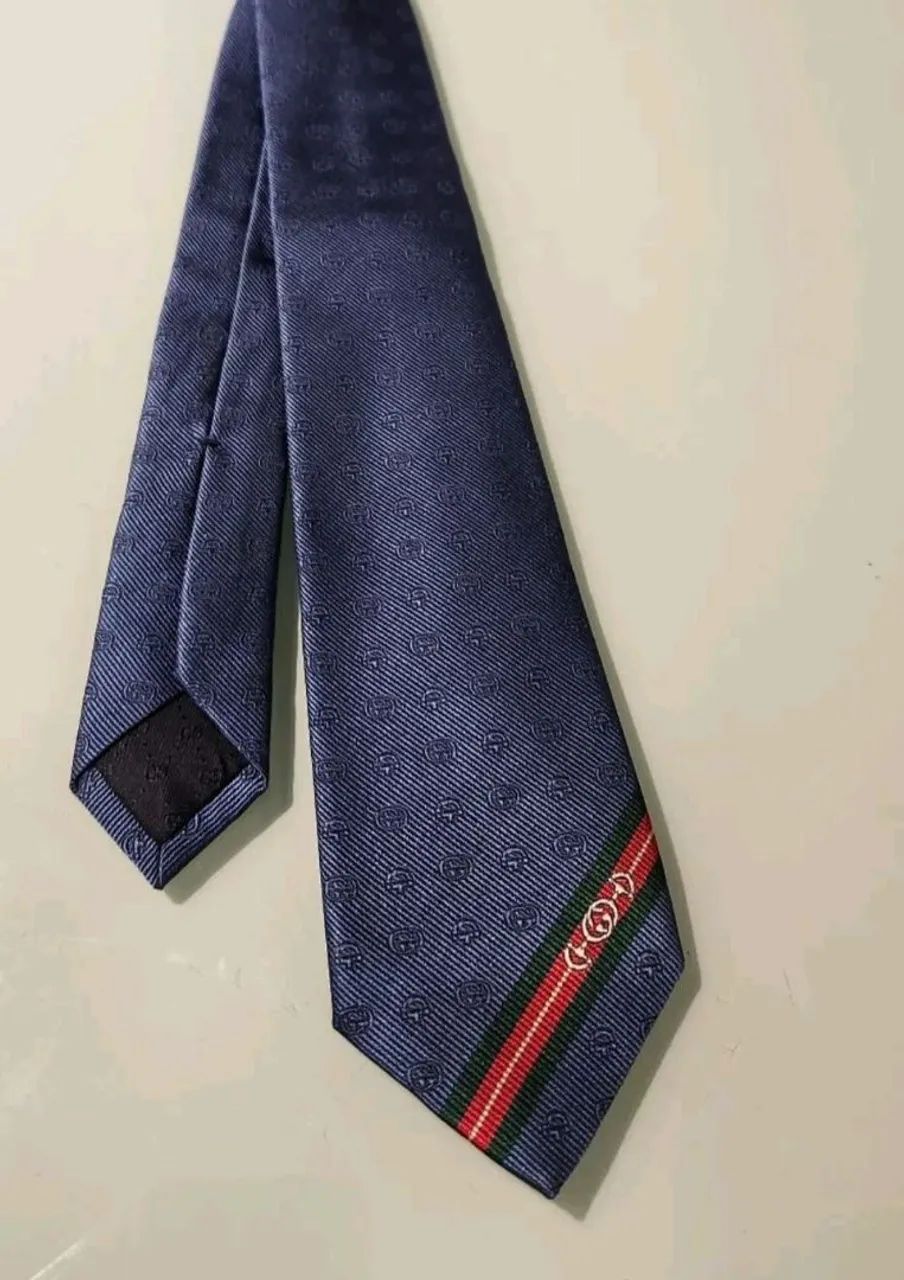 Gravata Gucci 