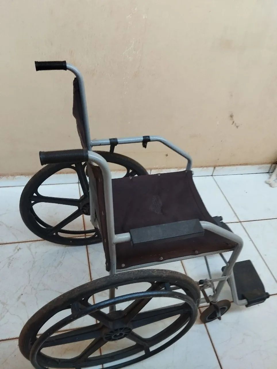 Cadeira de rodas - Foto 2