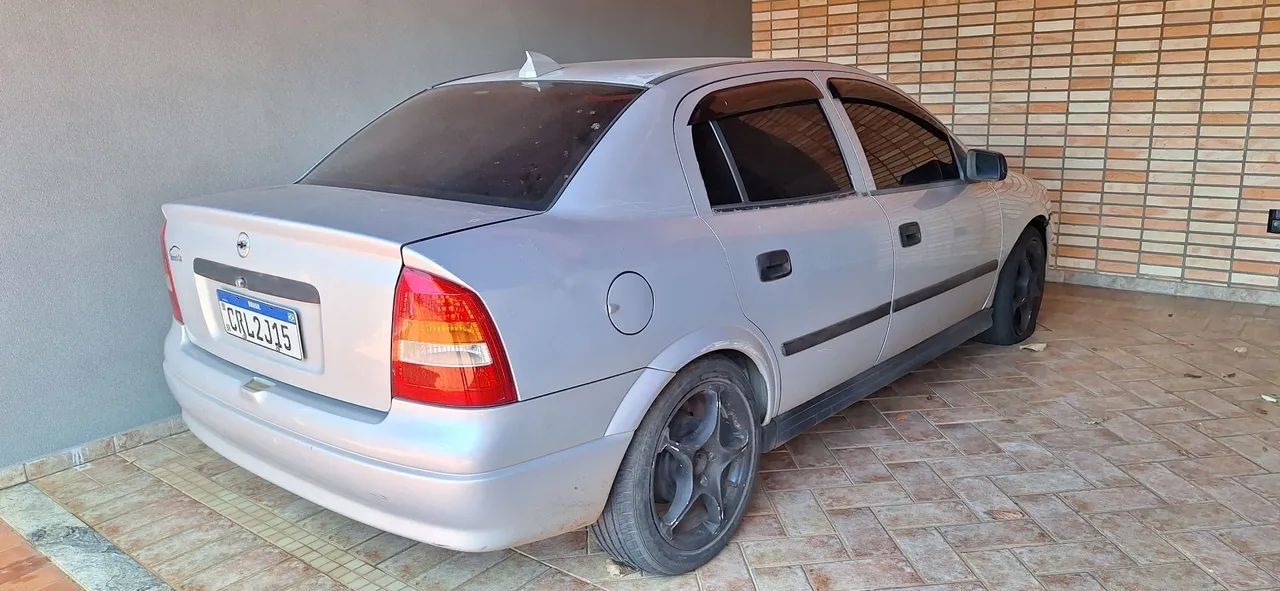 Chevrolet Astra GL 1.8 MPFI 3P 1999