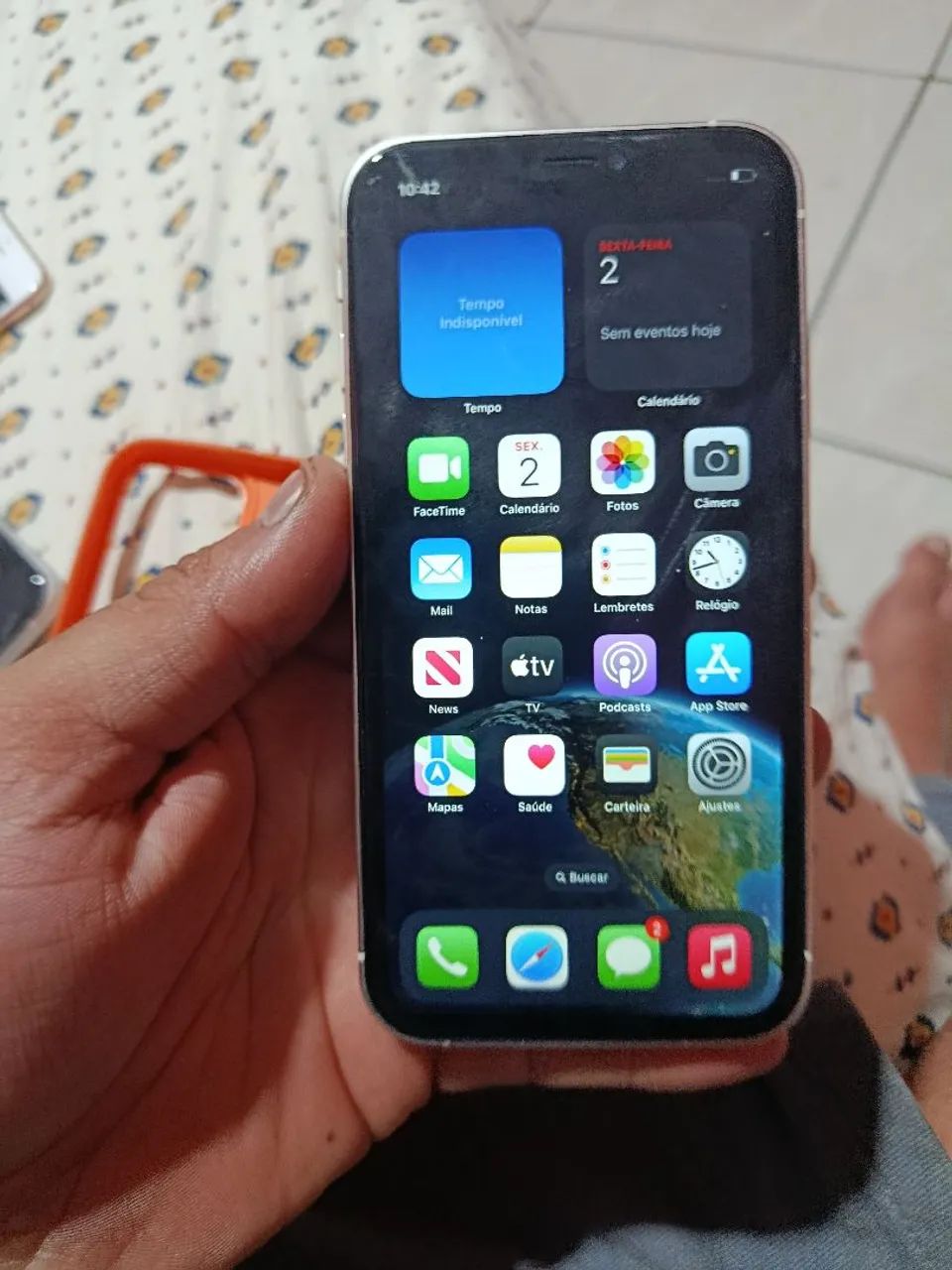 iPhone xr montado no 17 pro 