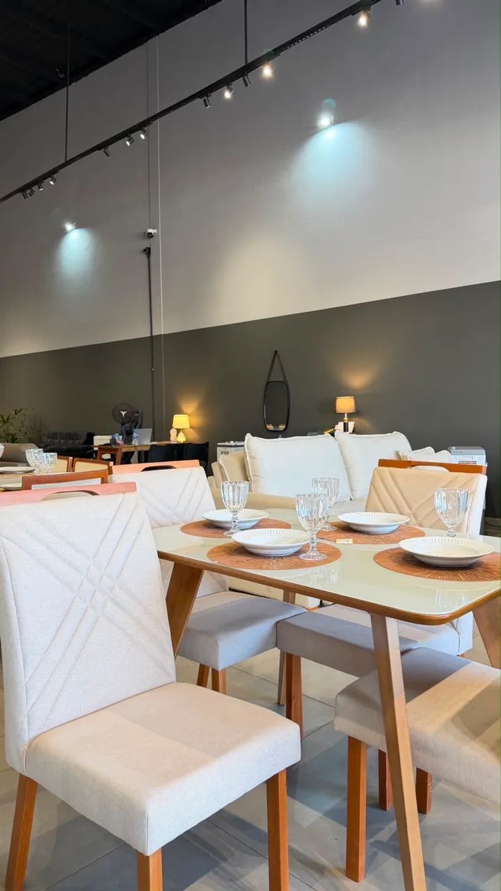 Conjunto de mesa em madeira para 4 lugares  - Foto 2