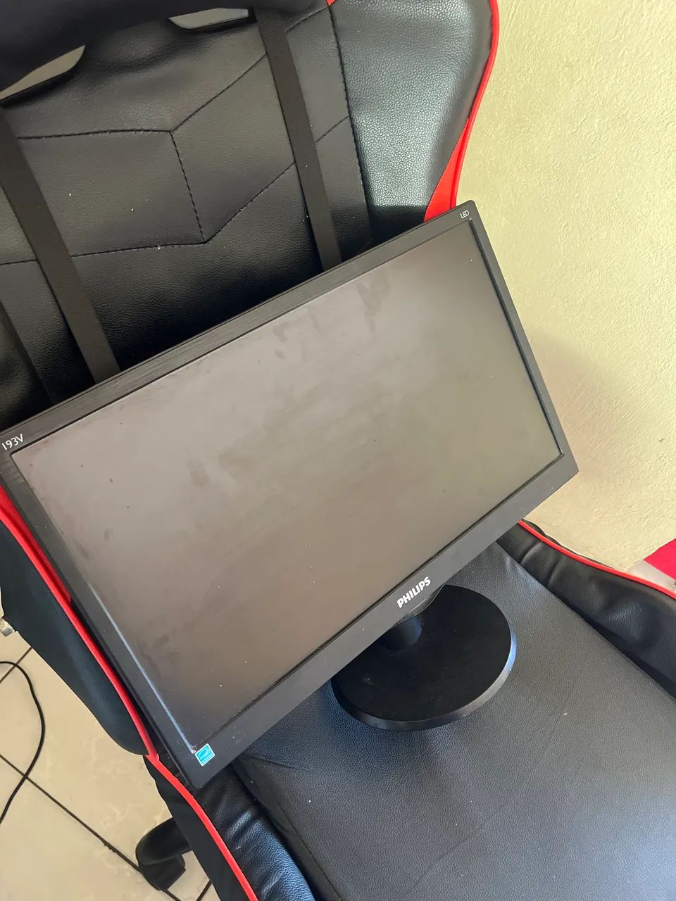 Monitor Philips HDMI 18.5pol