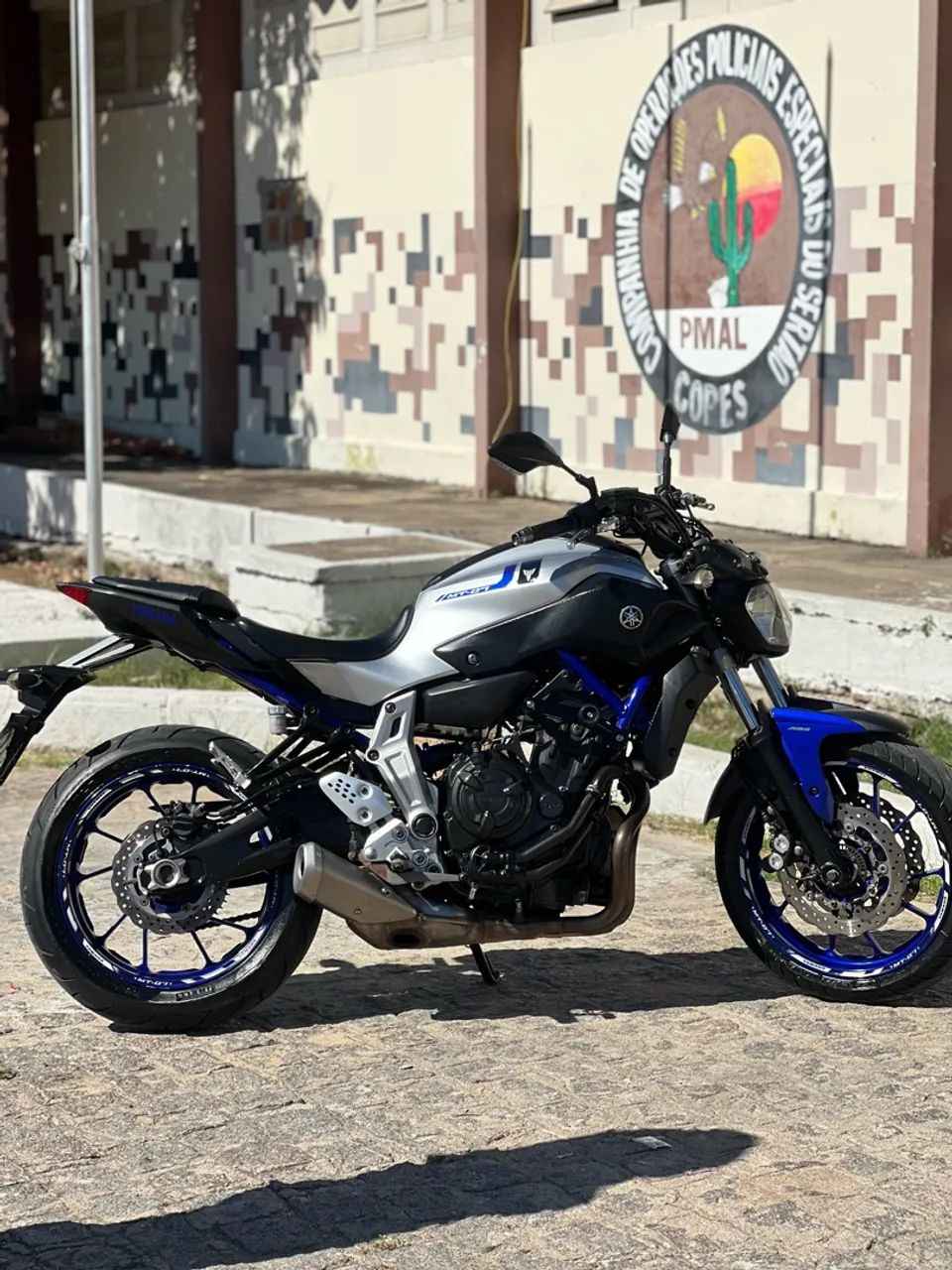 MT-07 2017 cinza 