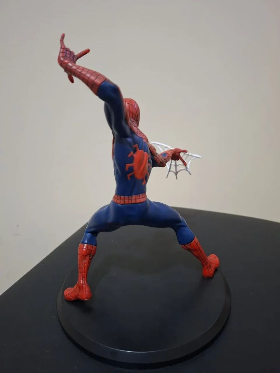 Action Figure Marvel Cosmics Super Premium Spider-Man Colecionável - Foto 3