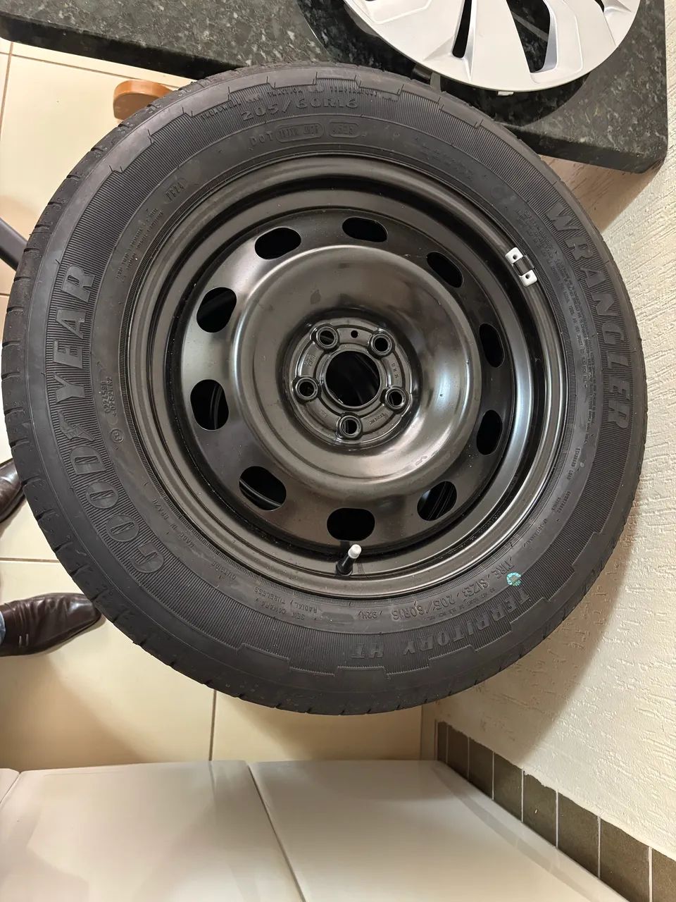 Vende se pneus  - Foto 2