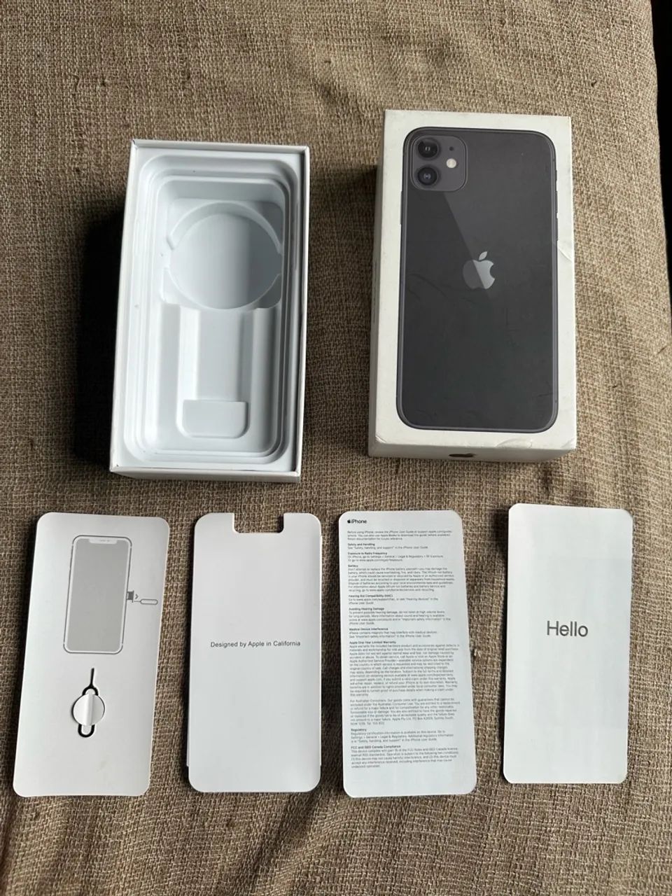 Caixa de iPhone 11 black  - Foto 2