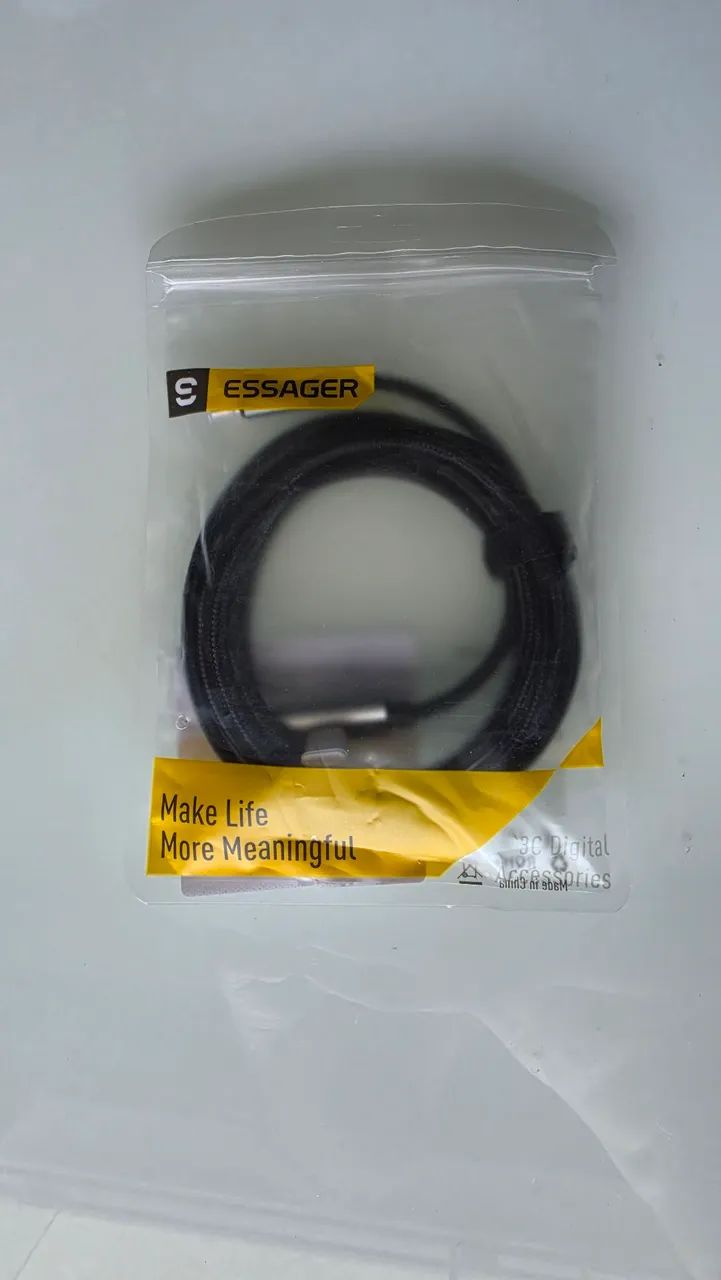 Cabo Essager USB-C 2 metros com display e 240w de potência 